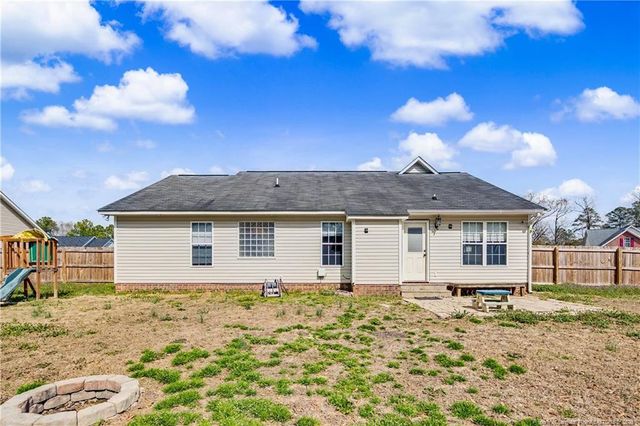 153 Rushmore Court, Raeford, NC 28376