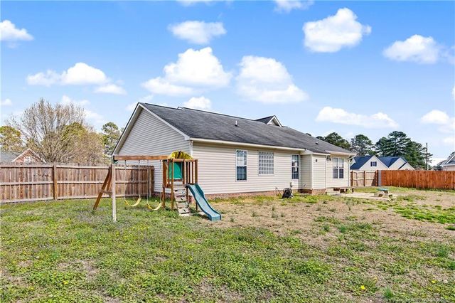 153 Rushmore Court, Raeford, NC 28376