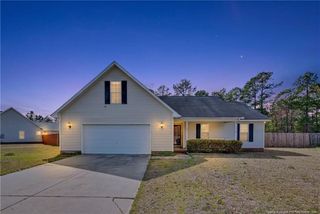 153 Rushmore Court, Raeford, NC 28376