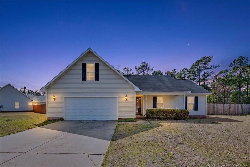 153 Rushmore Court, Raeford, NC 28376