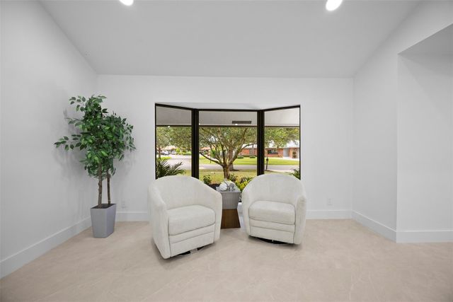 7571 Estrella Circle, Boca Raton, FL 33433