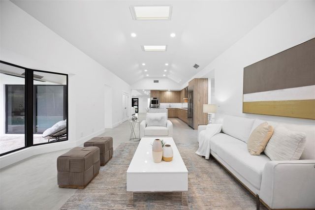 7571 Estrella Circle, Boca Raton, FL 33433