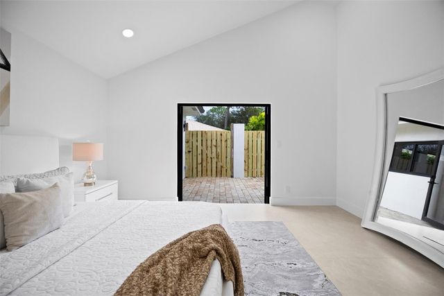 7571 Estrella Circle, Boca Raton, FL 33433