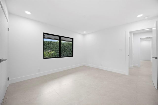 7571 Estrella Circle, Boca Raton, FL 33433