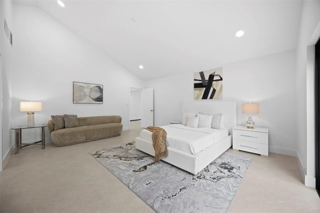 7571 Estrella Circle, Boca Raton, FL 33433