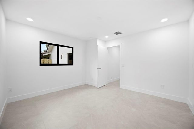 7571 Estrella Circle, Boca Raton, FL 33433