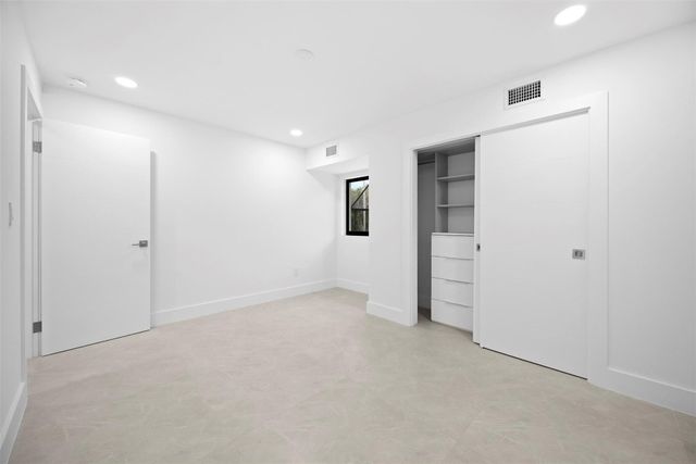 7571 Estrella Circle, Boca Raton, FL 33433