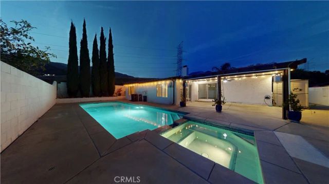 2521 Electric, Upland, CA 91784