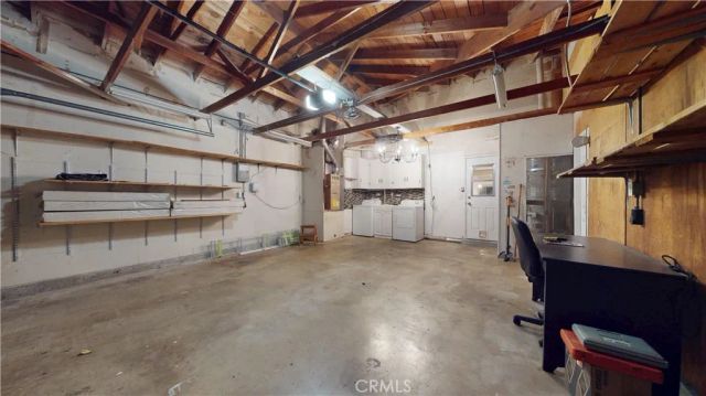 2521 Electric, Upland, CA 91784