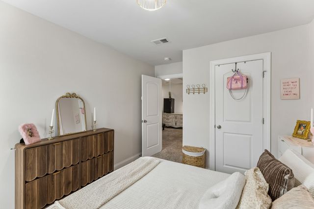 802 Arrington Way, Columbia, TN 38401
