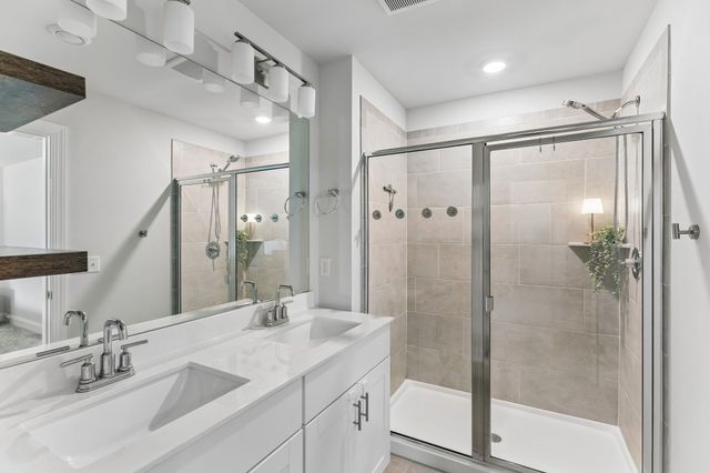 802 Arrington Way, Columbia, TN 38401