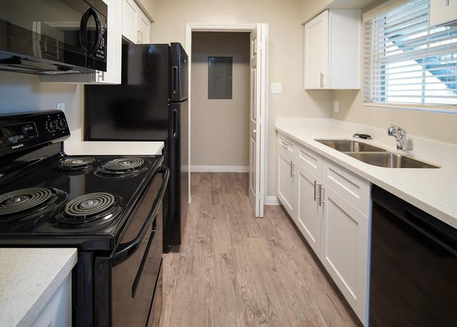 8455 Will Clayton Parkway 103, Humble, TX 77338