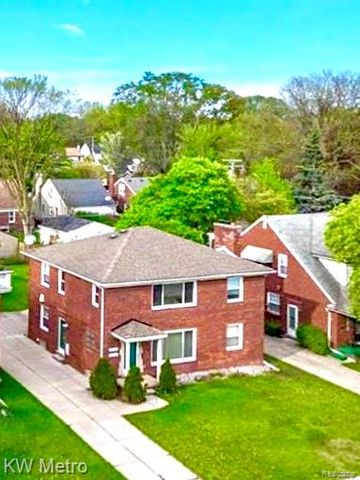 2182 Vernier Road, Grosse Pointe Woods, MI 48236