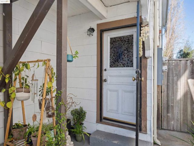 343 Lincoln Ave, Alameda, CA 94501