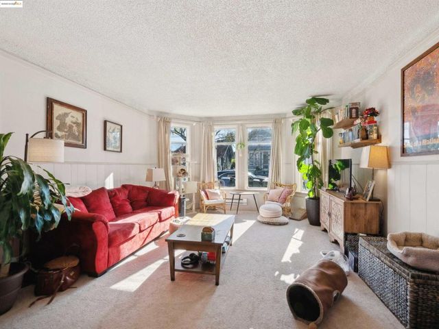 343 Lincoln Ave, Alameda, CA 94501