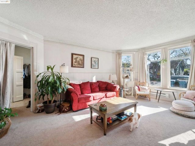 343 Lincoln Ave, Alameda, CA 94501