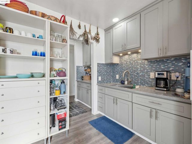 343 Lincoln Ave, Alameda, CA 94501
