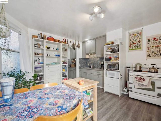 343 Lincoln Ave, Alameda, CA 94501