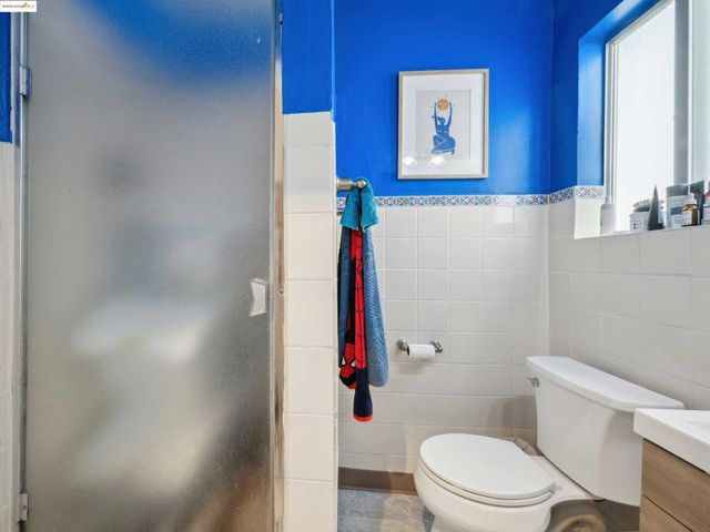 343 Lincoln Ave, Alameda, CA 94501