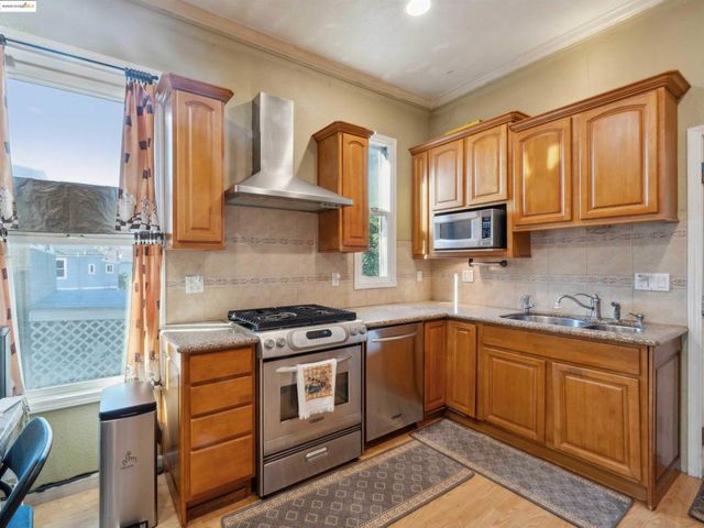 343 Lincoln Ave, Alameda, CA 94501