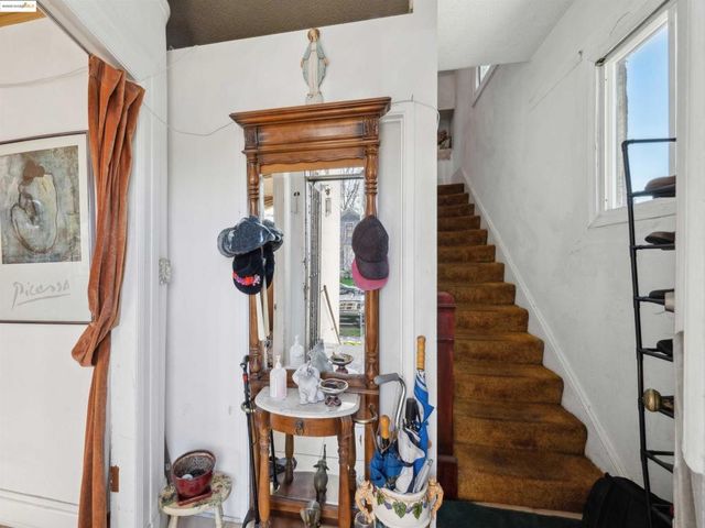 343 Lincoln Ave, Alameda, CA 94501