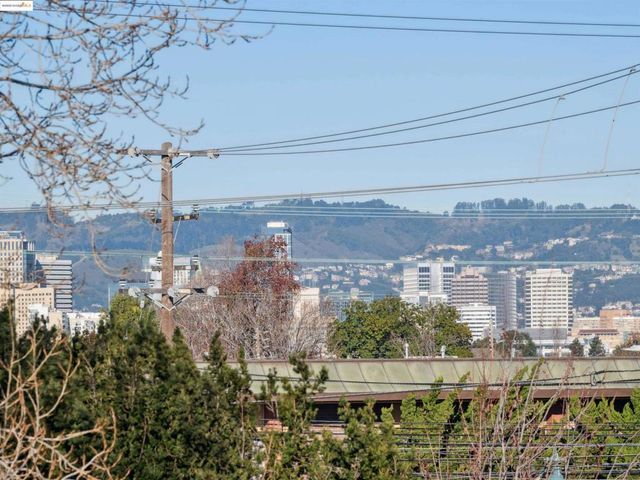343 Lincoln Ave, Alameda, CA 94501