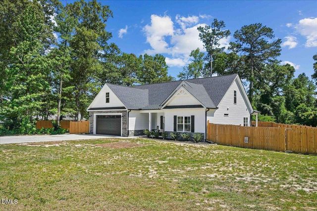 3097 Banks School Road, Kinston, NC 28504