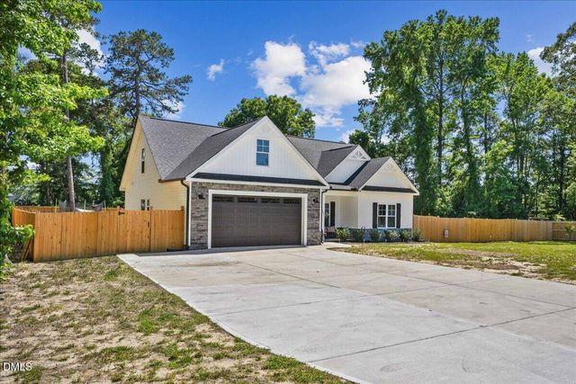 3097 Banks School Road, Kinston, NC 28504