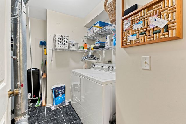 30W024 Cedar Court 024, Warrenville, IL 60555