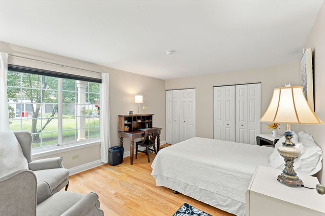 30W024 Cedar Court 024, Warrenville, IL 60555