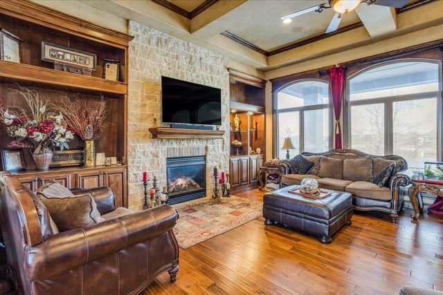 705 N Deerfield Ct, Andover, KS 67002