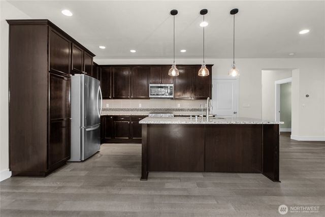 4020 Campus Willows Loop NE, Lacey, WA 98516