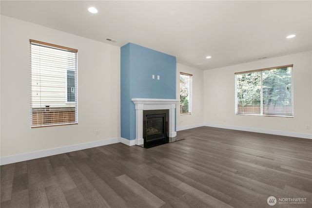 4020 Campus Willows Loop NE, Lacey, WA 98516