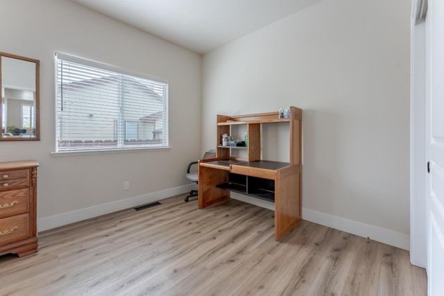 620 Glenmore Drive, Hollister, CA 95023