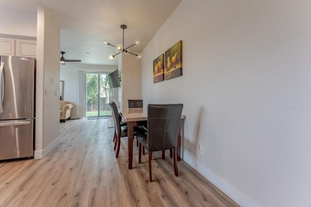 620 Glenmore Drive, Hollister, CA 95023
