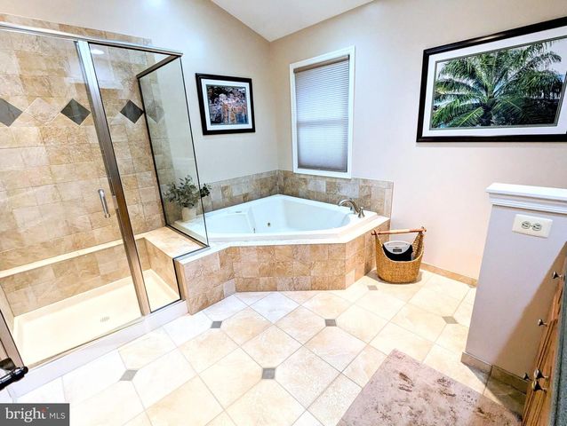 717 CLOVERFIELDS DR, Stevensville, MD 21666
