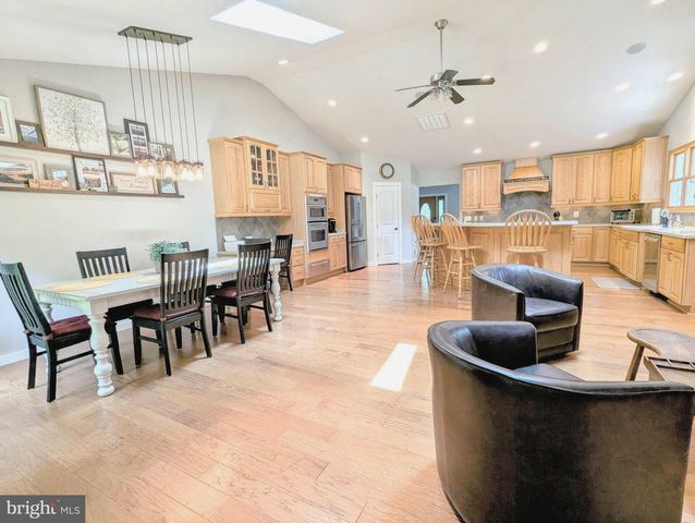 717 CLOVERFIELDS DR, Stevensville, MD 21666