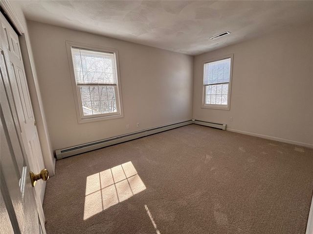 100 Clinton Drive 1, North Kingstown, RI 02852