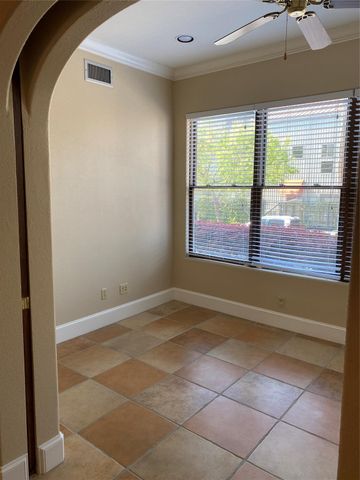 3015 Caroline D, Houston, TX 77004