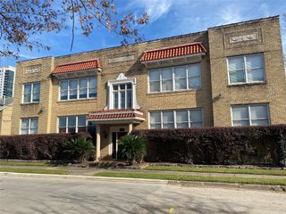 3015 Caroline D, Houston, TX 77004