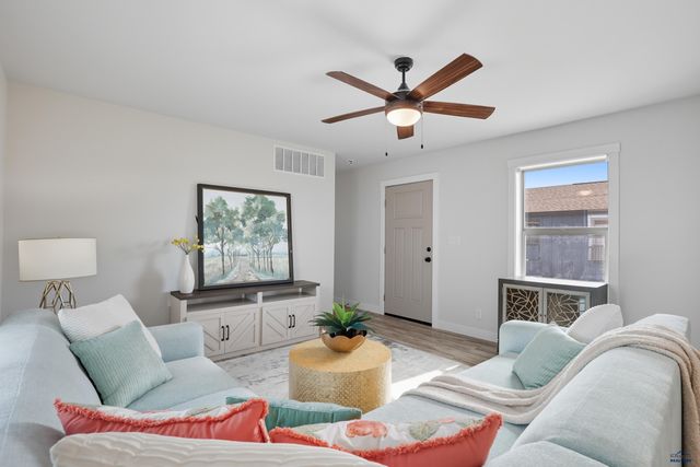 1717.102 E PHILADELPHIA, Rapid City, SD 57701