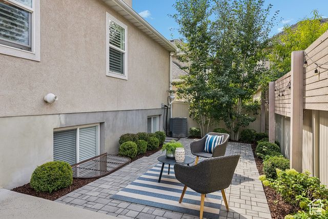 1917 E HOLLADAY VIEW PL, Salt Lake City, UT 84117