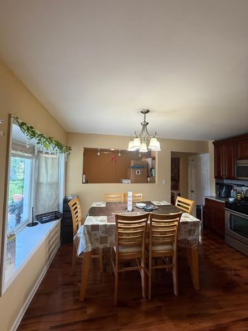 8079 Catawba Lane, Hanover Park, IL 60133