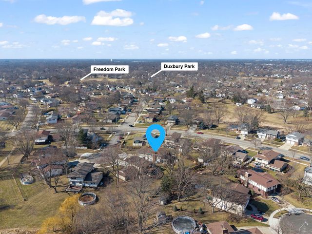 820 Sudbury Court, Schaumburg, IL 60193