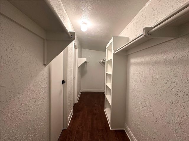 305 Cougar Ave N, Cedar Park, TX 78613