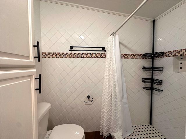 305 Cougar Ave N, Cedar Park, TX 78613