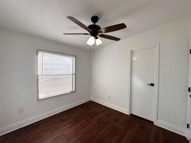 305 Cougar Ave N, Cedar Park, TX 78613