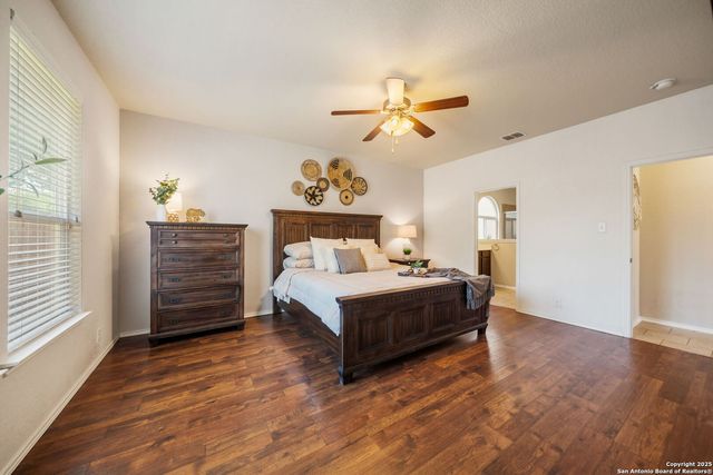 133 Finch Knoll, San Antonio, TX 78253