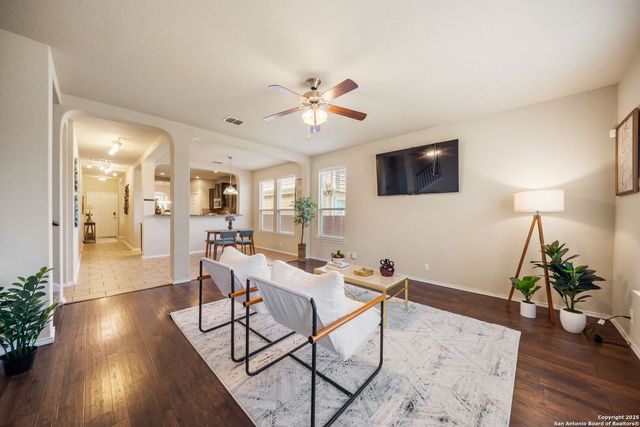 133 Finch Knoll, San Antonio, TX 78253