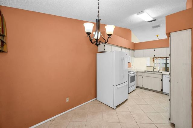3500 MAGNOLIA RIDGE CIRCLE 405, Palm Harbor, FL 34684